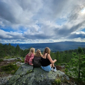 Jeanette, Familie i Kongsberg