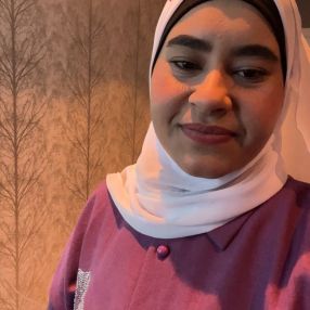 Zaeila, Barnevakt i Sortland