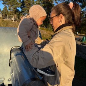 Jade, Familie i Drammen