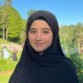 Amna, Babysitter in Lørenskog
