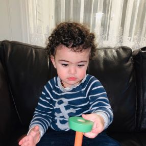 Elçin, Familie i Brumunddal