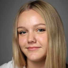 Amalie Kimsås, Barnevakt i Bryne