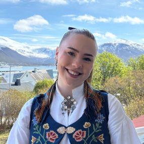 Selma, Barnevakt i Tromsø