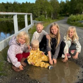 Oda, Familie i Harstad