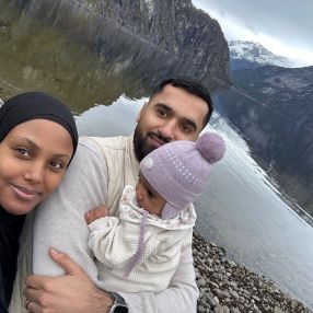 Amaani, Family in Lørenskog