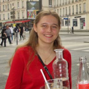 Julie, Barnevakt i Kristiansand