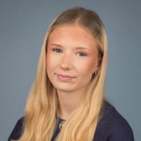 Sara, Babysitter in Larvik