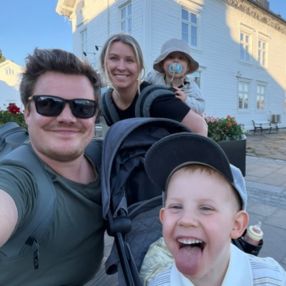 Madelen, Familie i Ålesund