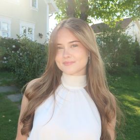 Camilla, Babysitter in Ås