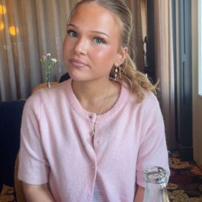 Ina Mari, Barnevakt i Florø