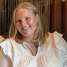 Sofie Juliana, Barnevakt i Bærum
