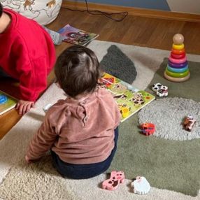 Thomas, Familie i Asker