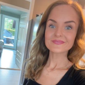 Victoria, Familie i Arendal