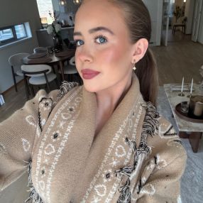 Celine, Barnevakt i Bekkestua