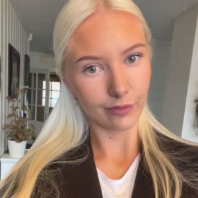 Malin, Barnevakt i Skaun