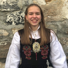 Erica, Barnevakt i Giske