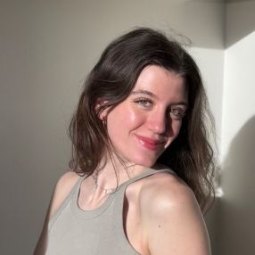 Nadya, Babysitter in Bergen