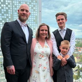 Evelyn, Familie i Ullensaker