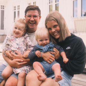 Stian, Family in Grimstad