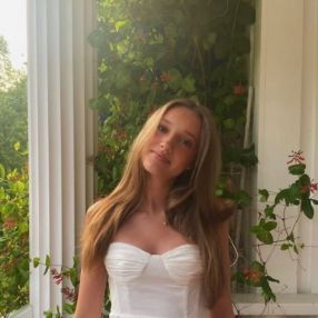 Eline, Babysitter in Siggerud