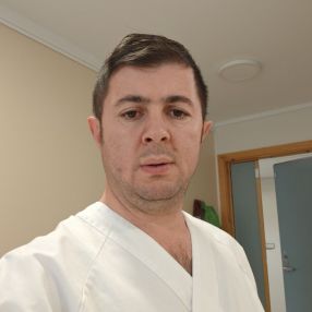 İsak, Babysitter in Skien
