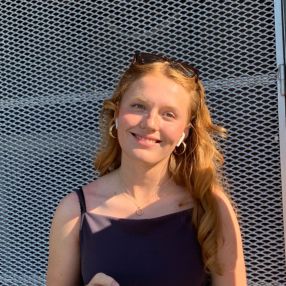 Amalie, Babysitter in Ås