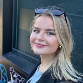 Mathilde Helene, Barnevakt i Bergen