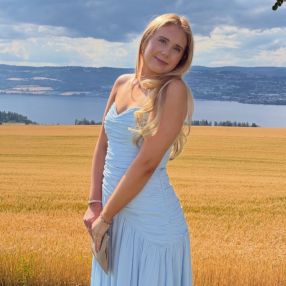 Amalie, Barnevakt i Løten
