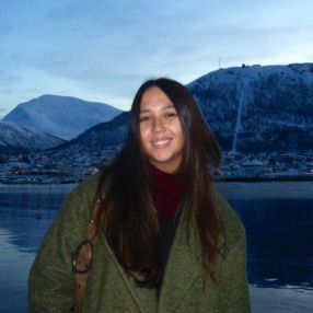 Isabel, Barnevakt i Tromsø