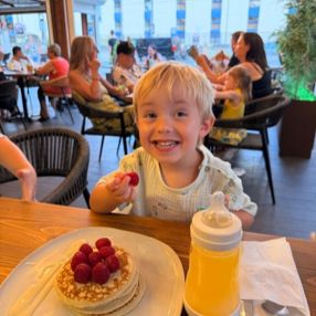 Synne, Familie i Hønefoss