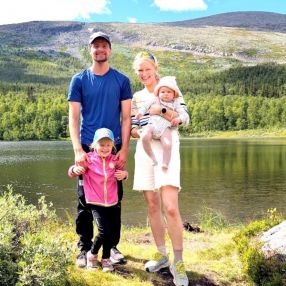 Stine, Family in Moss
