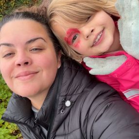 Nadia, Familie i Drammen