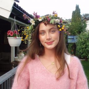Johanna, Barnevakt i Askim