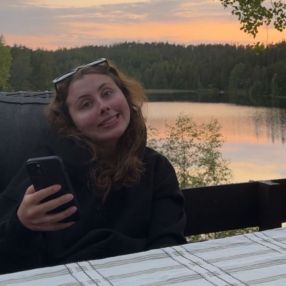 Helle Olsnes, Barnevakt i Levanger