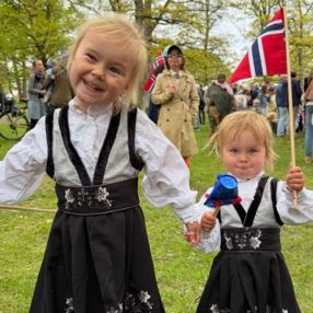 Ylle, Familie i Horten