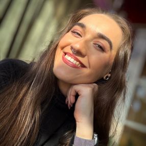 Eleni, Barnevakt i Halden