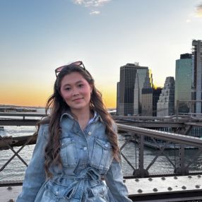 Tiril, Babysitter in Drammen