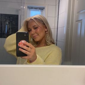 Thora, Barnevakt i Lillesand