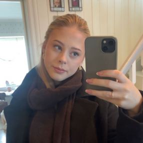 Jenny, Barnevakt i Lier
