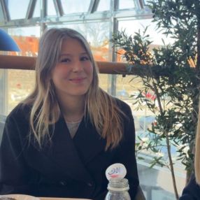 Eline, Barnevakt i Egersund