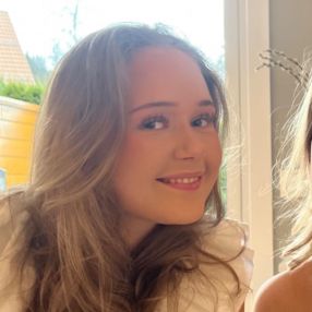 Sofie, Barnevakt i Lommedalen