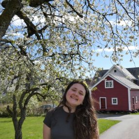 Hanna, Barnevakt i Volda