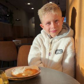 Alexander, Familie i Halden