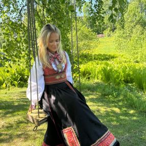 Isabel Elenora, Barnevakt i Oslo