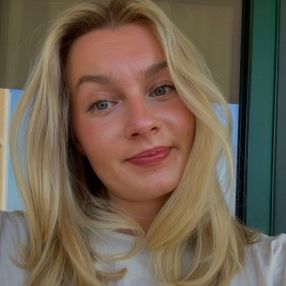 Live, Babysitter in Lillehammer