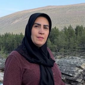Shahnaz, Babysitter in Tønsberg