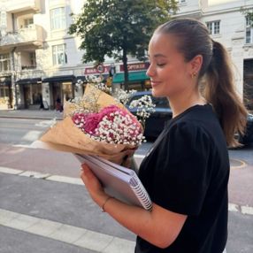 Josefine, Barnevakt i Høvik Verk