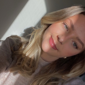 Nina, Barnevakt i Lillehammer