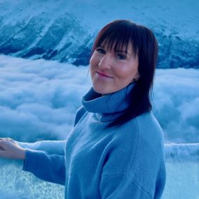 Ieva, Barnevakt i Ålesund