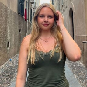 Amalie, Barnevakt i Nordre Follo
